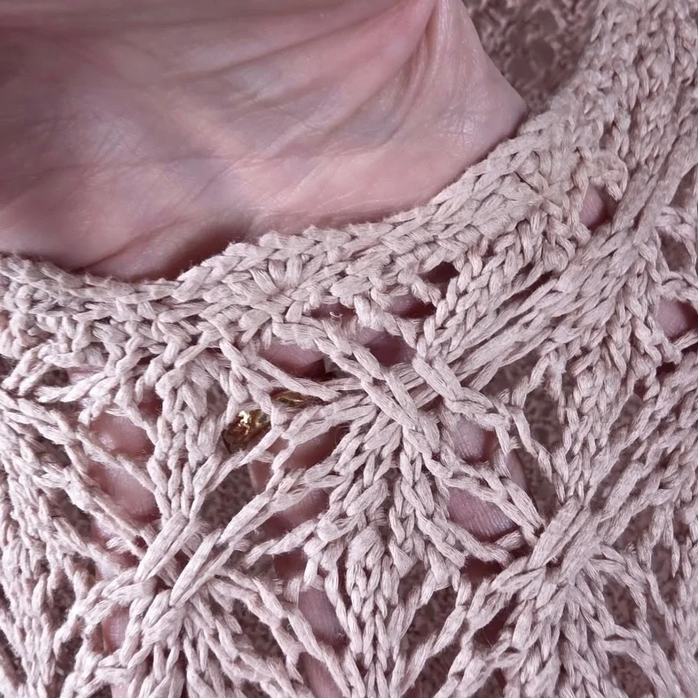 LOFT Pink Crochet Knit V Neck Long‎ Sleeve Sweater Top Size S Lightweight - Picture 4 of 6